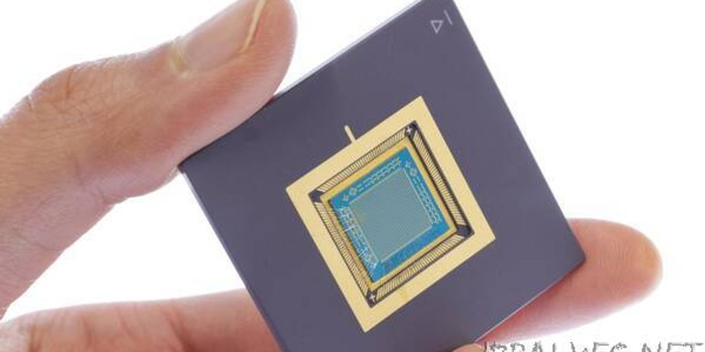 data processing pipeline illustration, abstract technology background